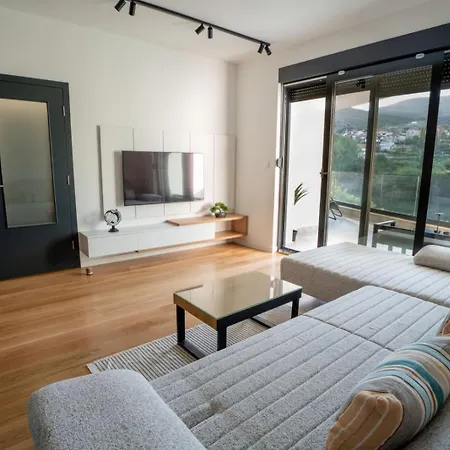 Vista Fiume Appartement *